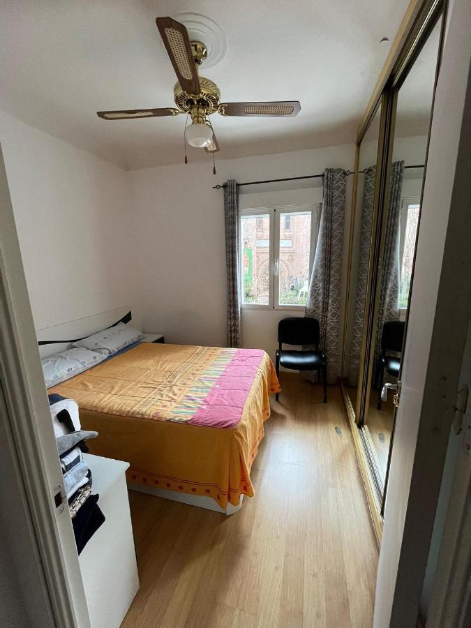 Apartamento habitación matrimonial en piso compartido en el centro de Madrid Exterior foto